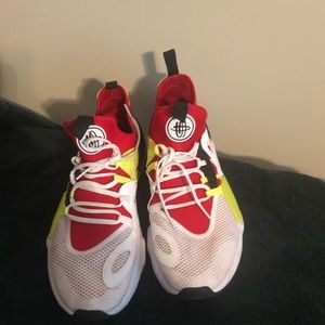 NIKE HUARACHE E.D.G.E TXT TRAINERS